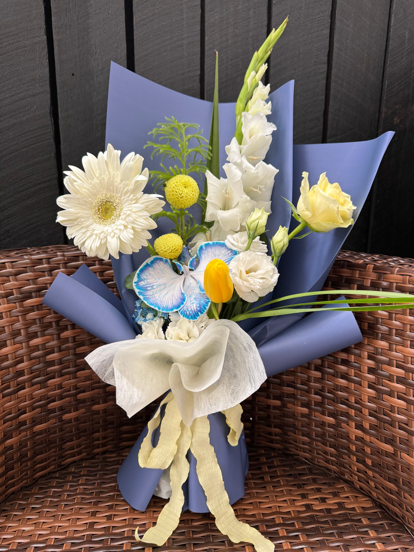 Mix flower bouquet