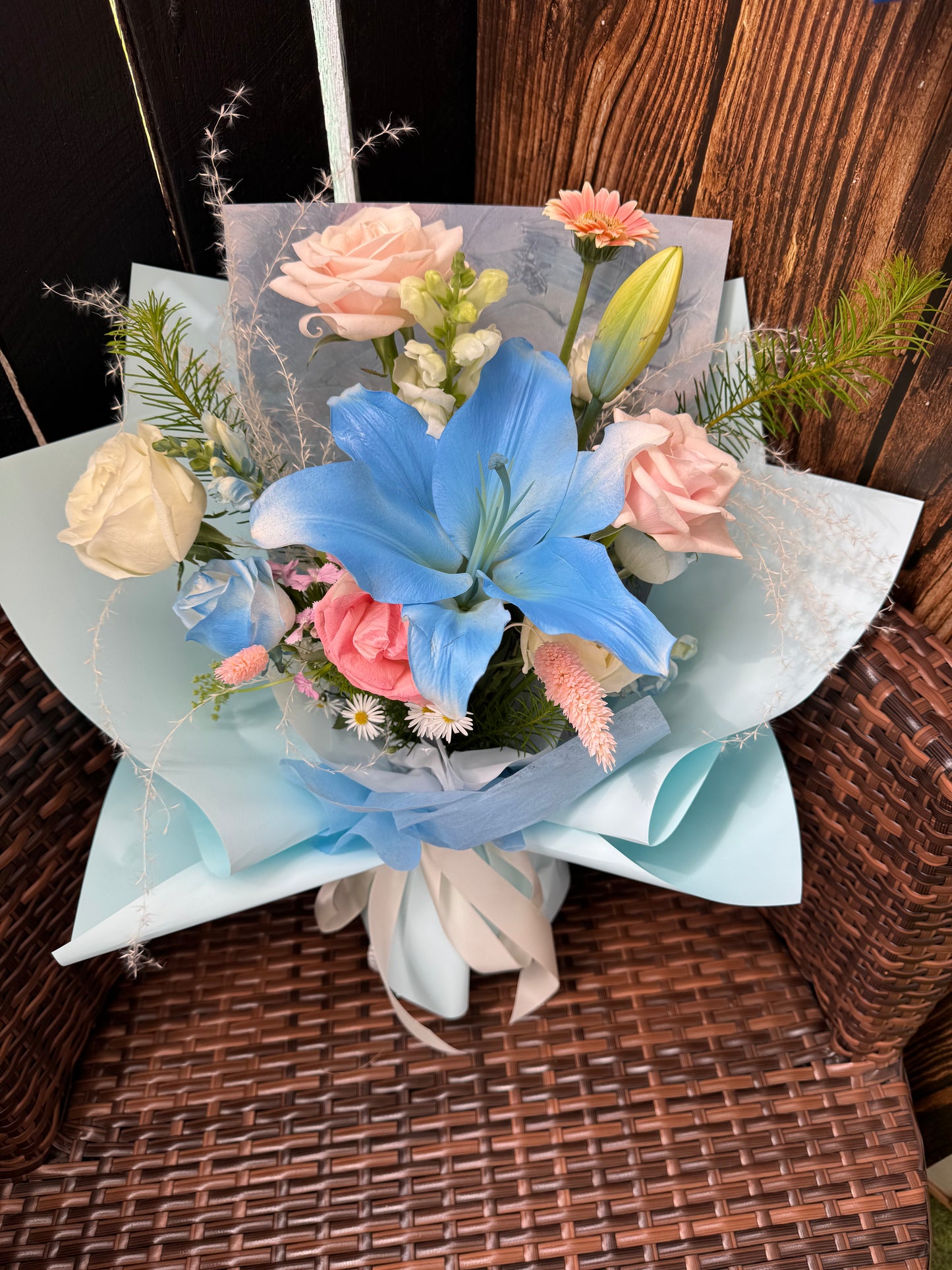 Mix flower bouquet